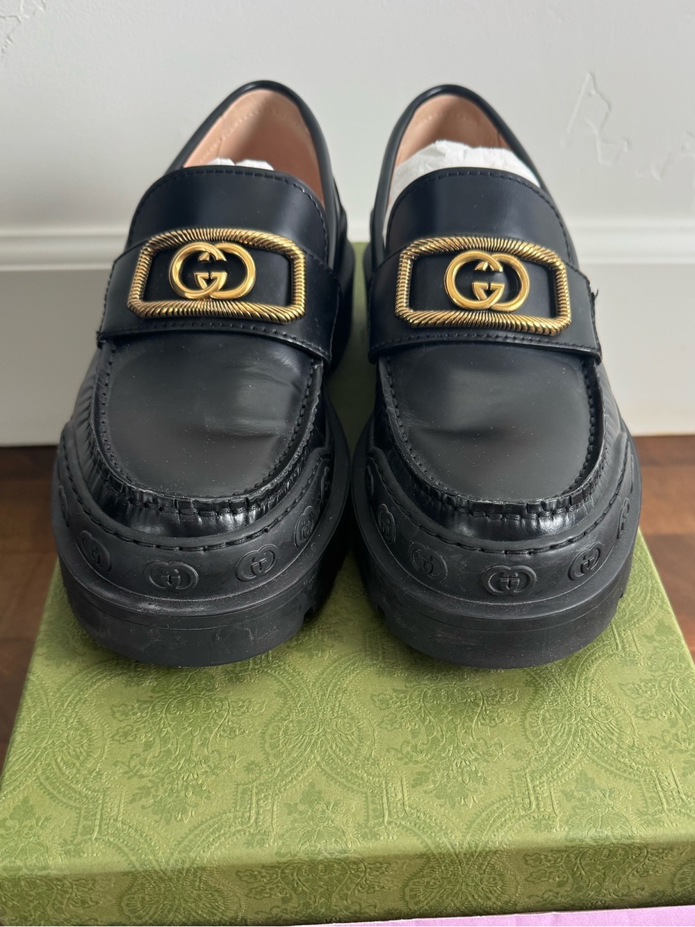 Gucci Black Leather Loafers with Gold Double G Horsebit